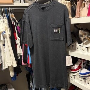 Nike women’s tee dress